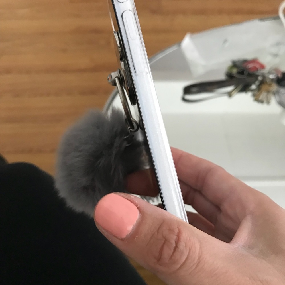 New IPhone 7 Plus mirrored pompom Case - Picture 5 of 5